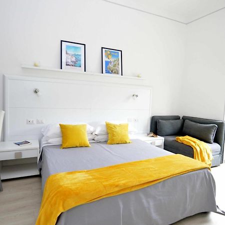 La Terrazza Family Holidays - Sorrento Coast Сант'Агнело Екстериор снимка