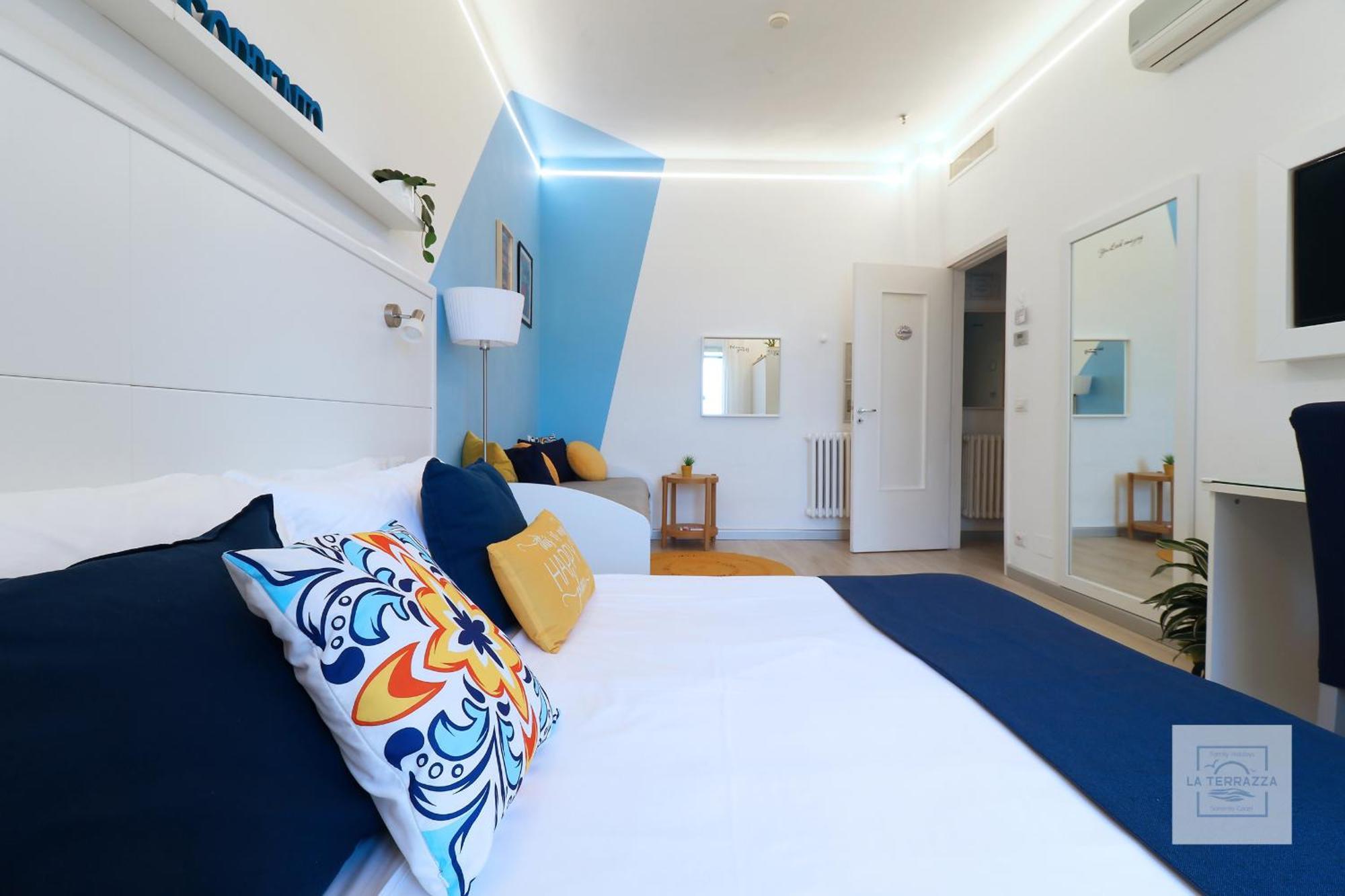 La Terrazza Family Holidays - Sorrento Coast Сант'Агнело Екстериор снимка