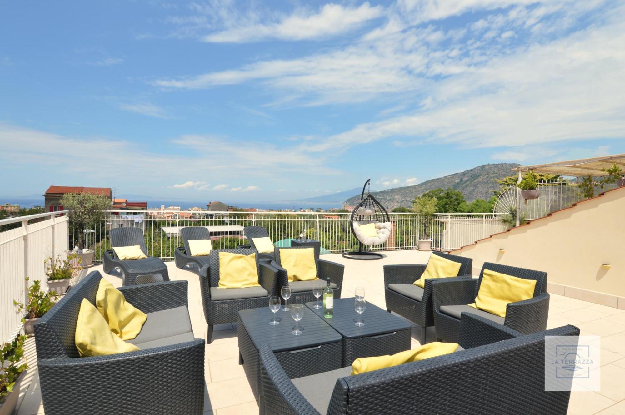 La Terrazza Family Holidays - Sorrento Coast Сант'Агнело Екстериор снимка
